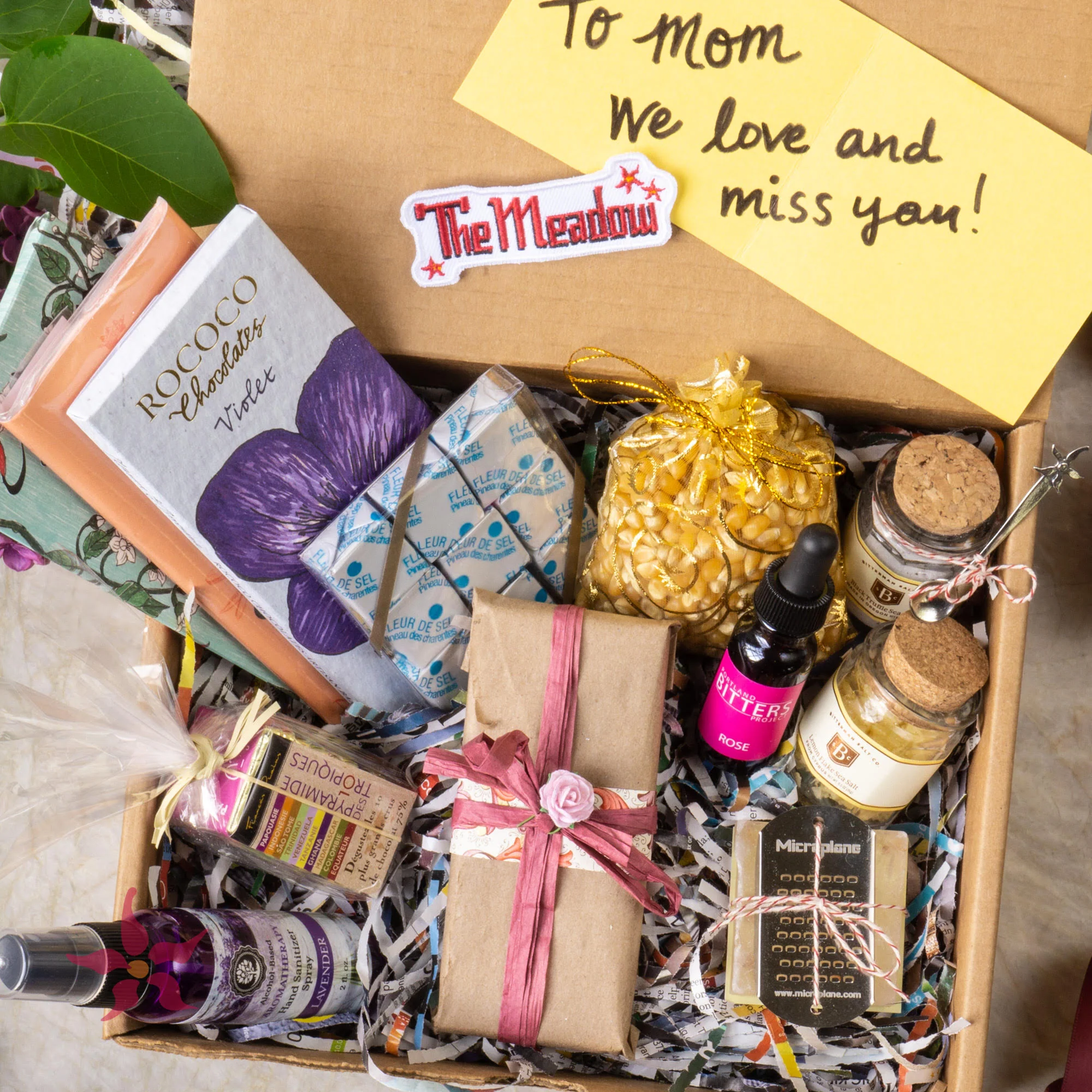 Mother's Day Gift Box - Send love straight to your mom's door! - Image 9